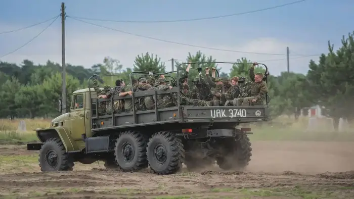 Borne Sulinowo - ob�z paintballowy