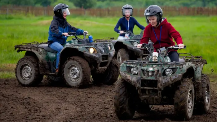 Borek - ob�z kartingowy