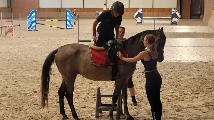 Zakrz�w - kurs jazdy konnej PLUS - Rozw�j je�dziecki