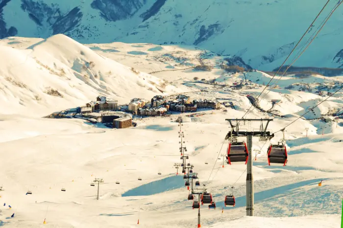 Gruzja - snowboard na Kaukazie - wylot z Warszawy, Gda�ska, Wroc�awia (skipass w cenie)